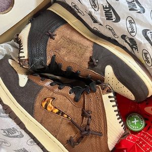Mens Nike dunk high bodega legend fauna brown size 9